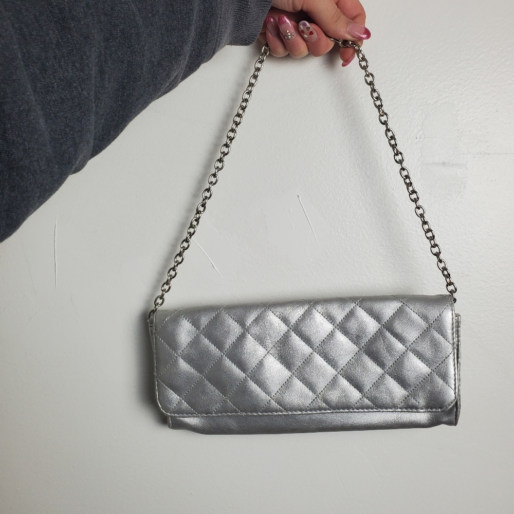 Celine Dion Sensational Silver Cushioned Bag - Picture 14 of 15